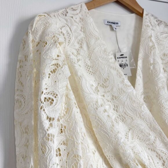 NWT Express Cream Lace Wrap Top with Bow Tie Side Size M - Picture 6 of 9